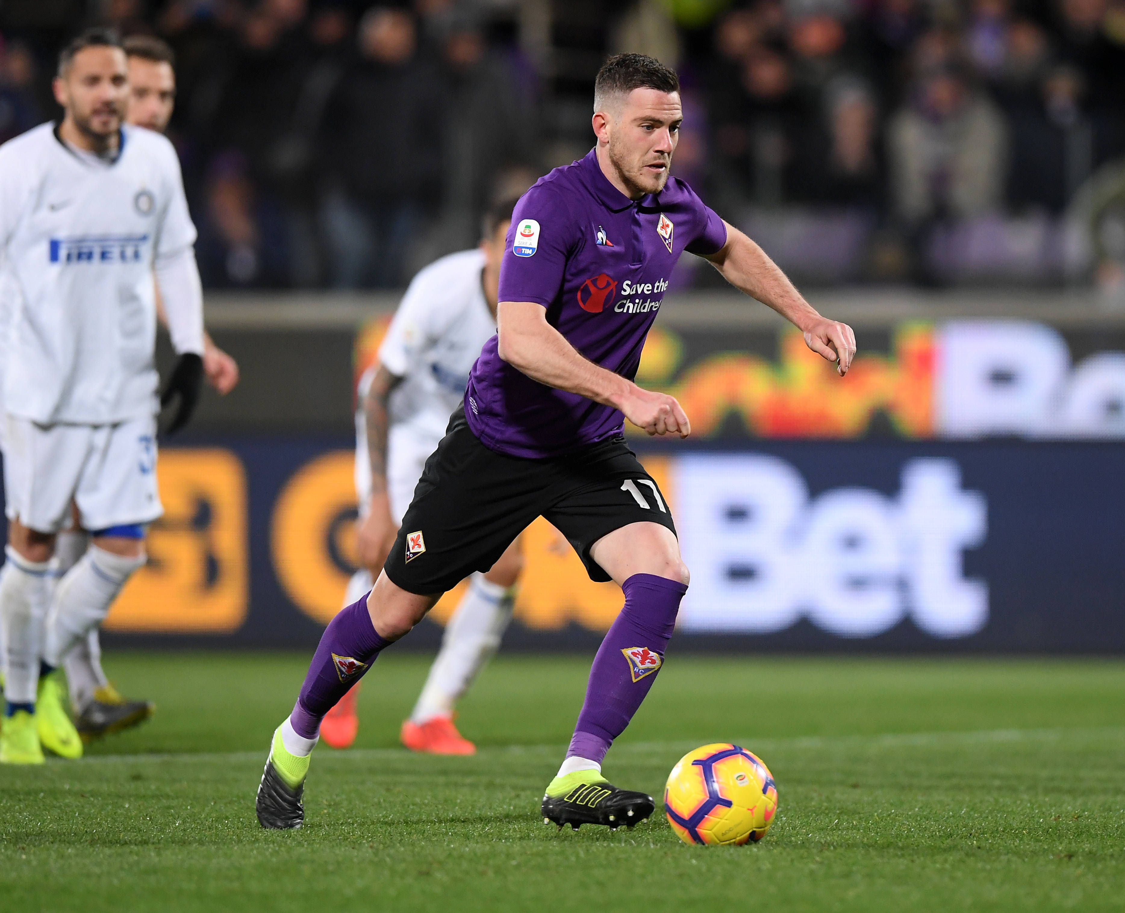 B体育体育教练-佛罗伦萨凭借联赛胜利稳固地位的简单介绍