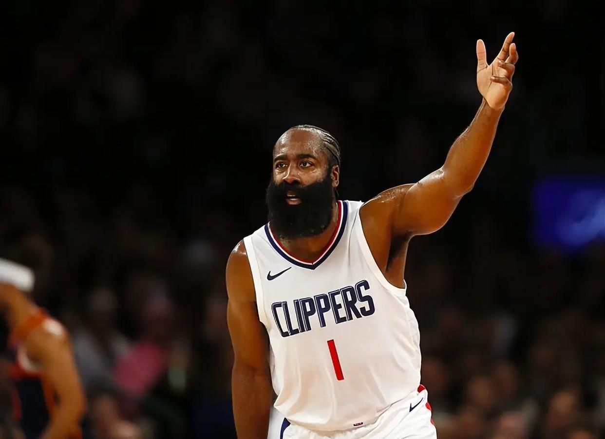 B体育体育网页版登录入口-包含赛季收官之战：火箭对阵湖人！哈登和詹姆斯的对决的词条