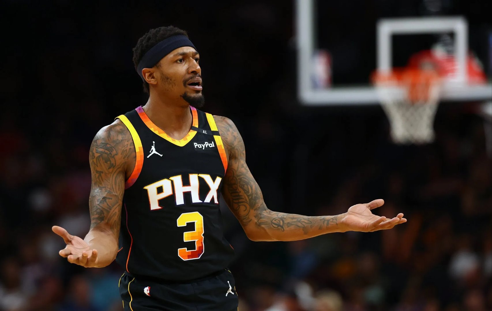 太阳主帅表态不满球队表现,要求球员积极改进 太阳主帅表态不满球队表现,要求球员积极改进