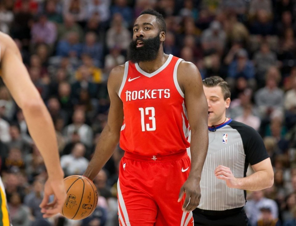 B体育体育直播-保罗受伤缺战数周，火箭遭遇伤病危机的简单介绍