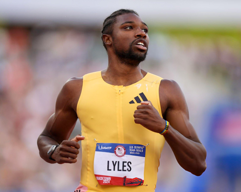 B体育体育app下载地址-南非田径选手突破个人纪录夺冠