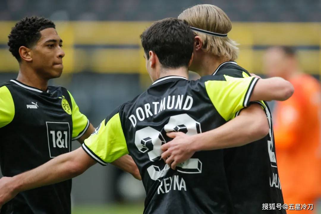 关于不莱梅主场遭遇平局,积分榜位置略有上升的信息 关于不莱梅主场遭遇平局,积分榜位置略有上升的信息