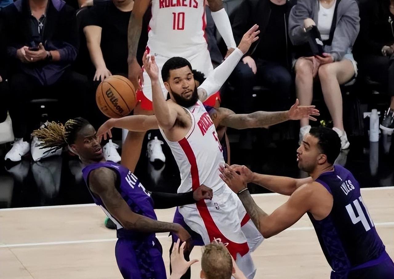 B体育体育平台-包含火箭遭遇连败，西部排名下滑至第四的词条