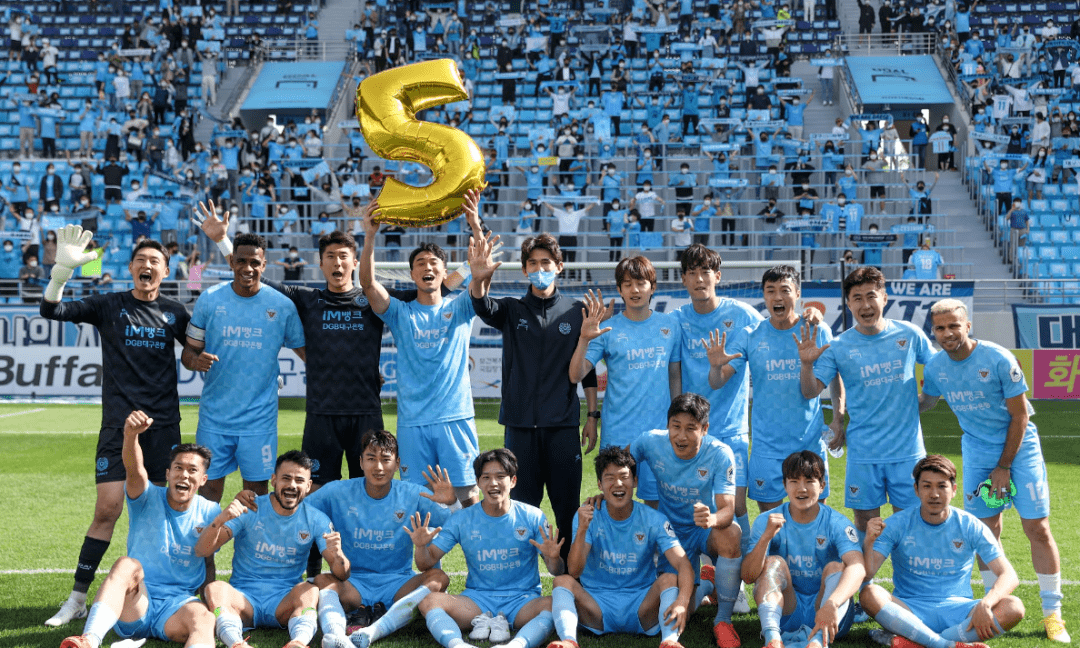 B体育体育中国官网-包含纳瓦斯神勇表现，帮助球队保持不败的词条